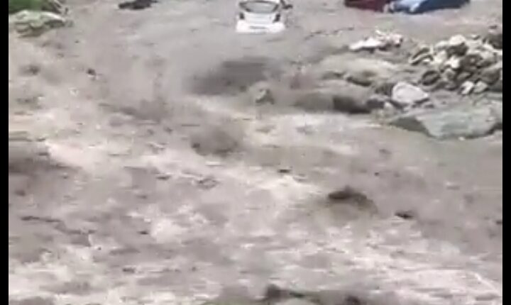 Himachal Pradesh Several Cars Washed Away In Floods Caused By Heavy